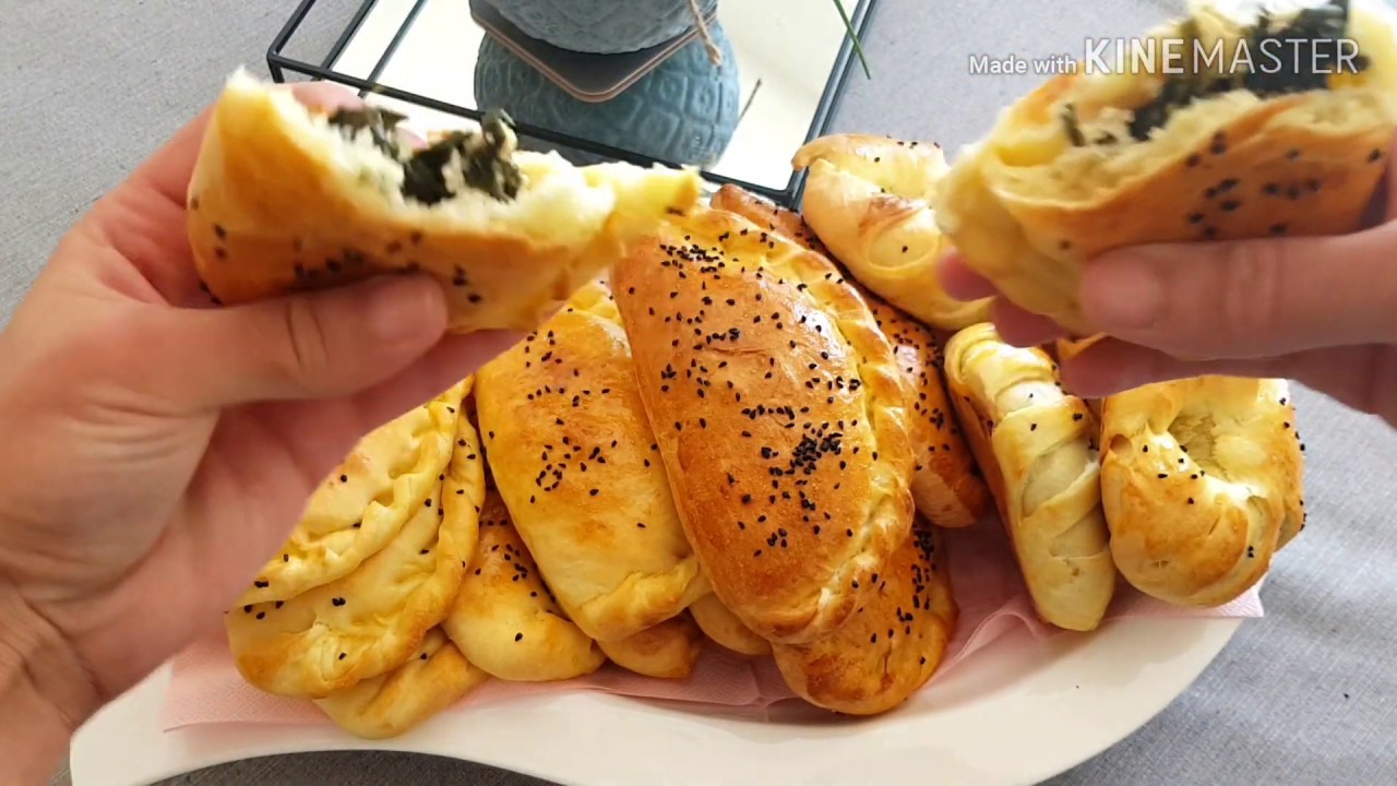 lecker gefüllte Teigtaschen mit Spinat und Schafskäse, Pogaca einfach und schnell