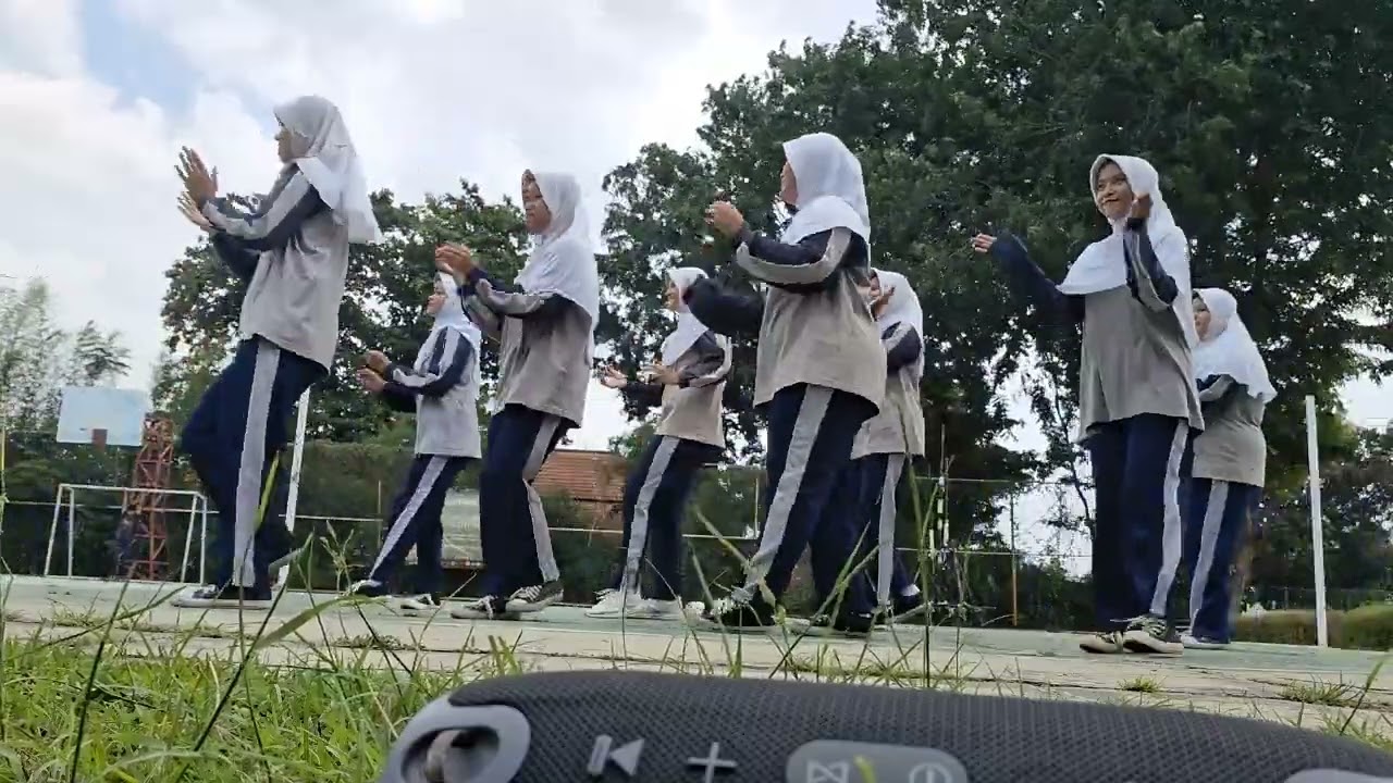 TUGAS MEMBUAT VIDIO SENAM