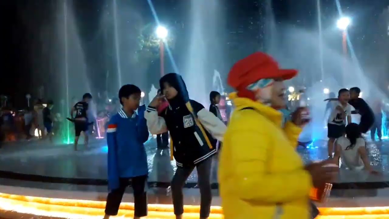 TAMAN WISATA ALUN ALUN KOTA MALANG RAYA