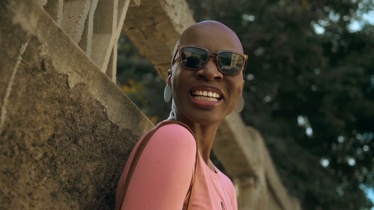 Sheila Jesuita  Em Maputo Tem Video by Case Graphics