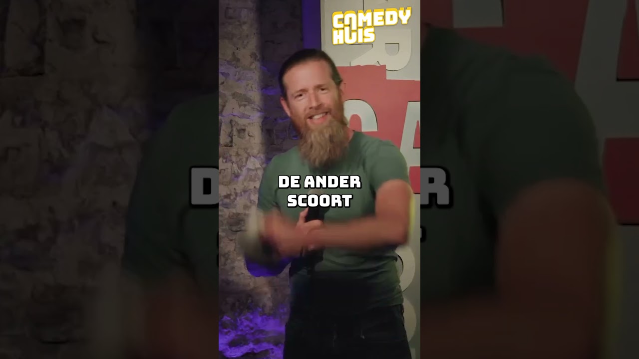 Jeroen Leenders - Voetbal #standupcomedy #comedyshorts #standupcomedian #voetbal