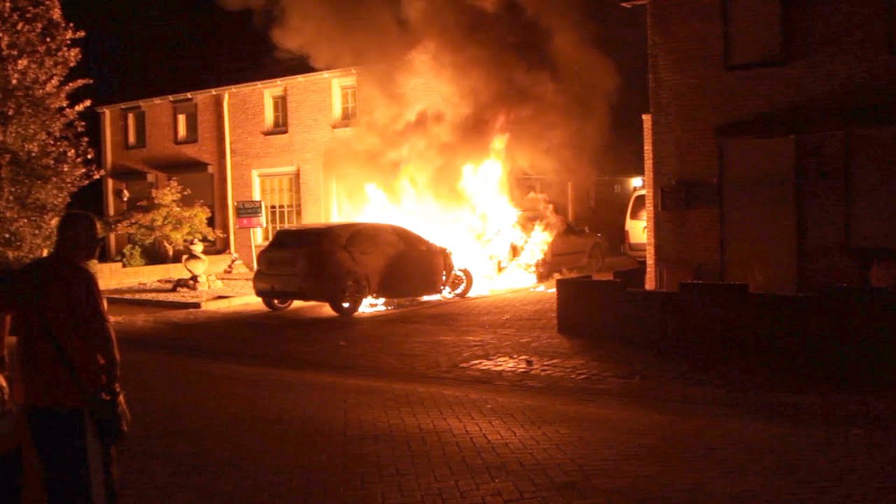 Rucphen / St. Willebrord: Autobranden