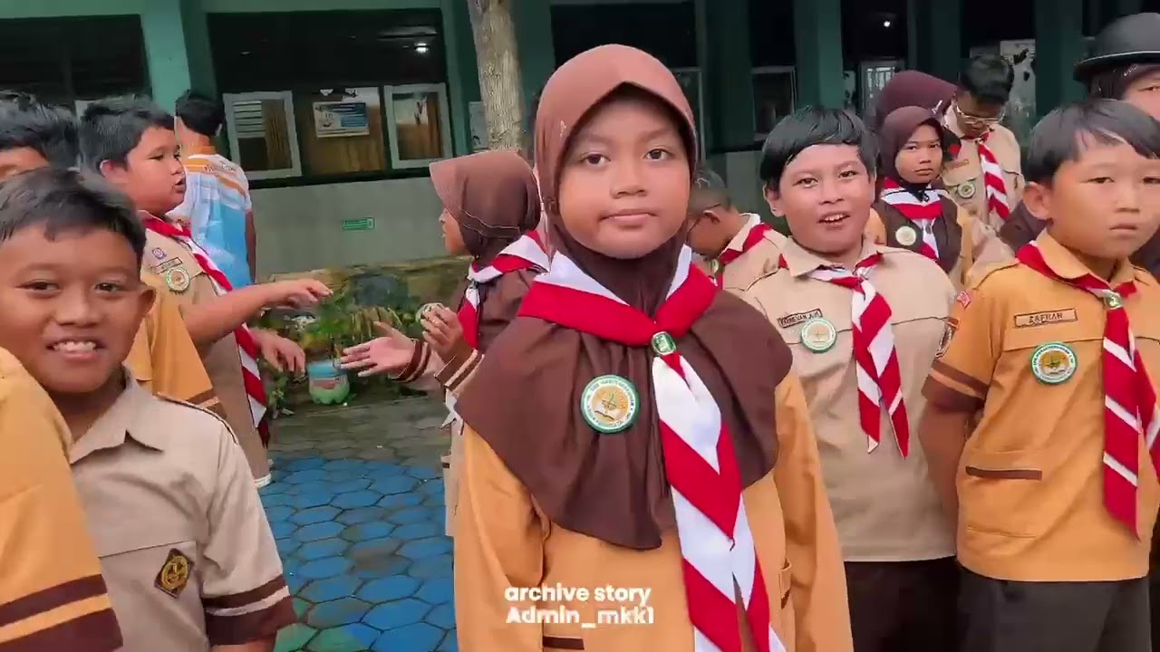 Pelantikan kader Adiwiyata SDN Mangkukusuman 1
