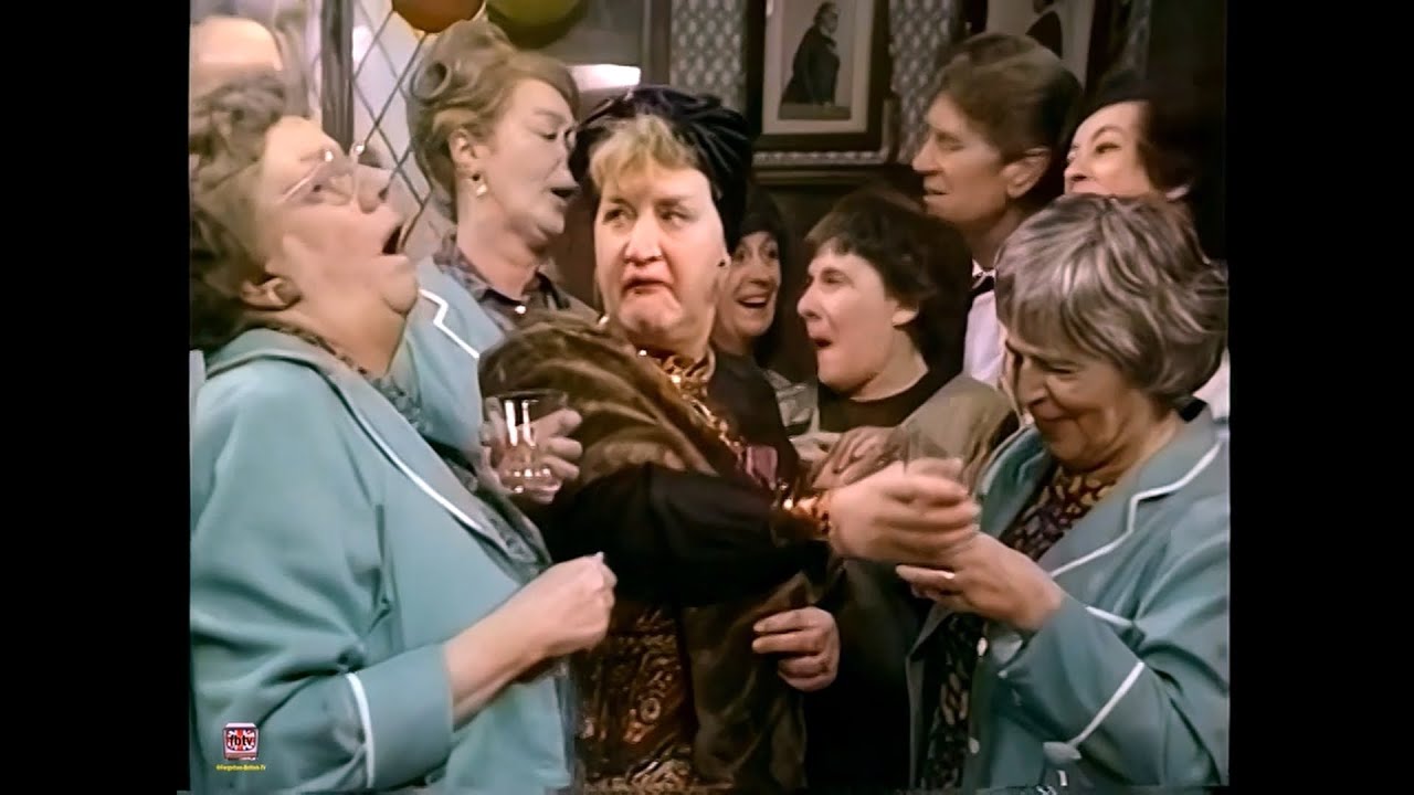 The Tea Ladies starring Dandy Nichols, Patricia Hayes & Mollie Sugden (1080p)