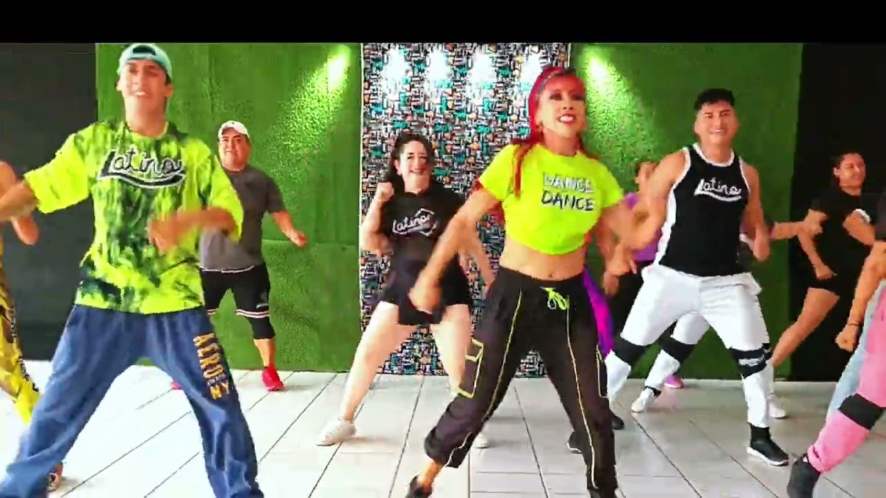 LATINA FOREVA - KAROL G.....COREOGRAFIA LATINO FITNESS🇧🇴