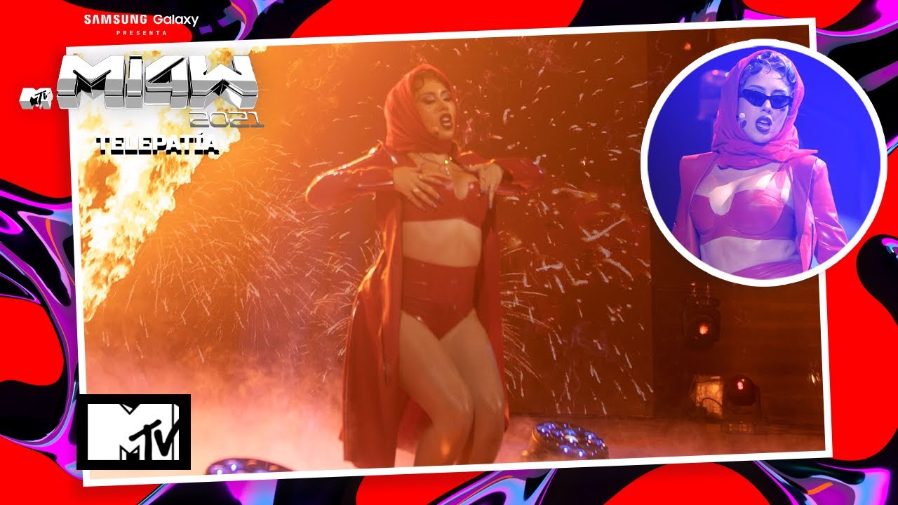 Kali Uchis - Telepatía (En Vivo Premios MTV MIAW 2021)