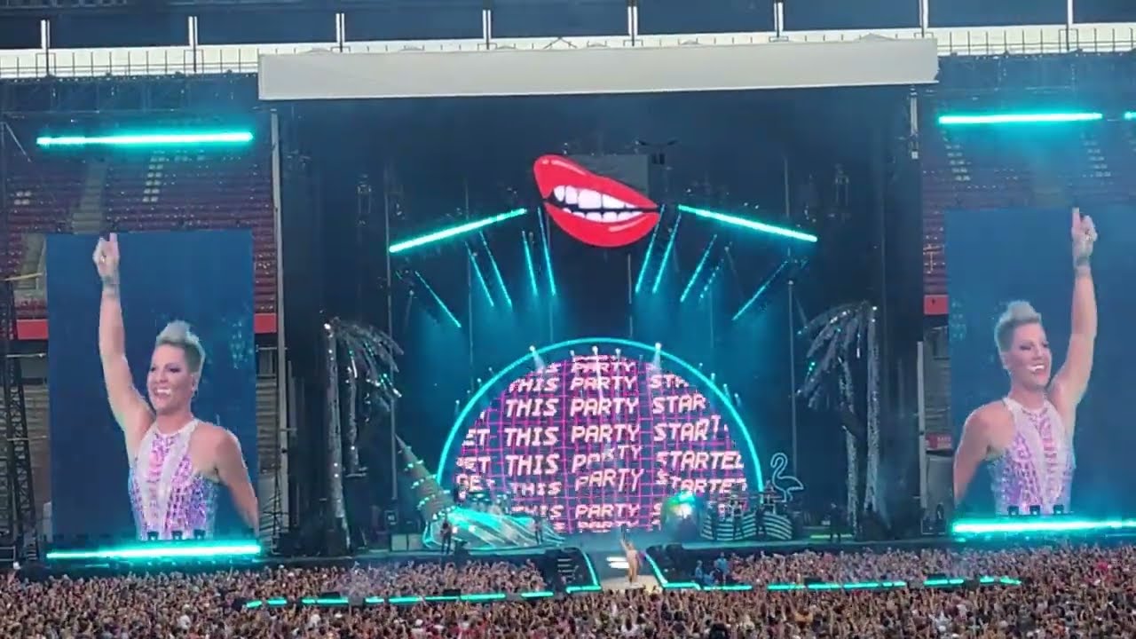P!NK  - Get The Party Started (Summer Carnival 2023 Cologne)