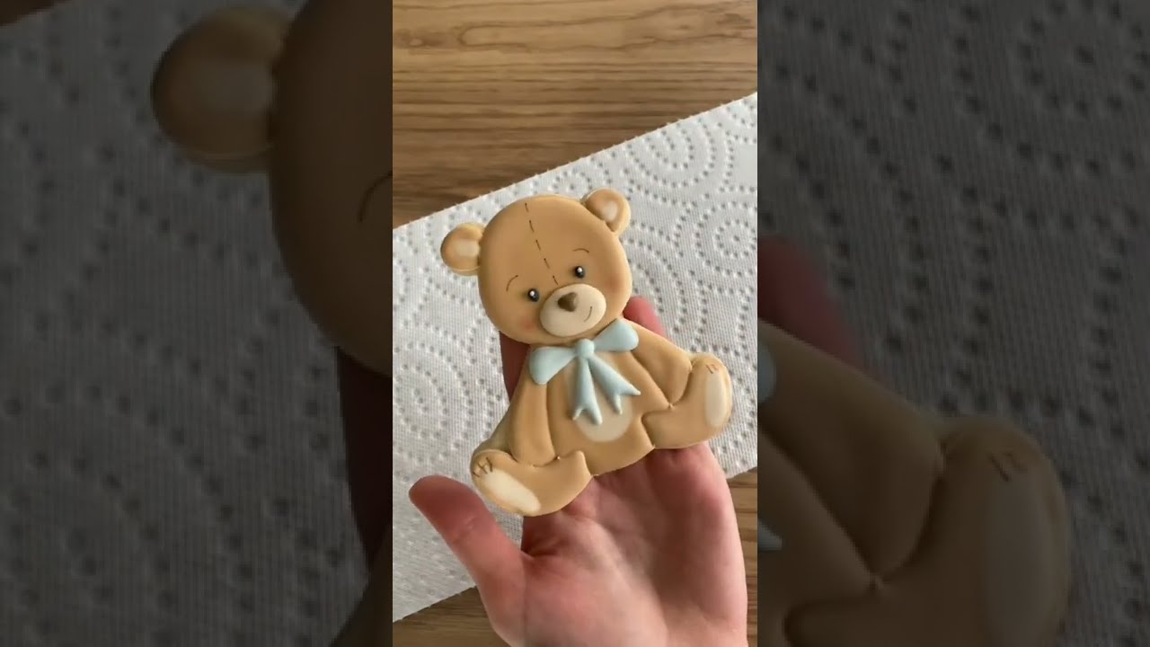Biscoito decorado com glac&ecirc; real no tema Ursinho  #biscoito #biscoitodecorado #ursinhos