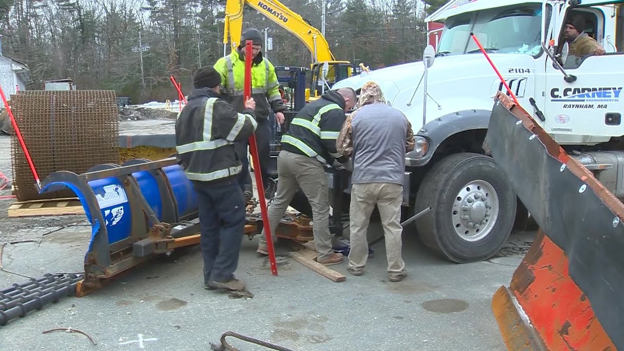 How Brockton plow drivers prepare for 2+ feet of snow