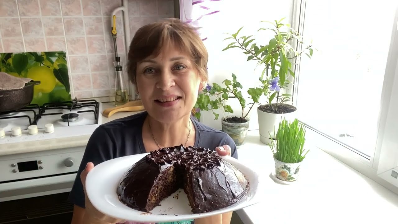 Быстрый торт  из овсяного печенья получается нежнейшим и вкусным.