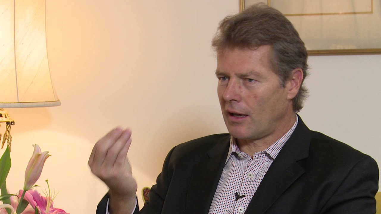 Lessons on Leadership: From Product-Centric to Customer-Centric