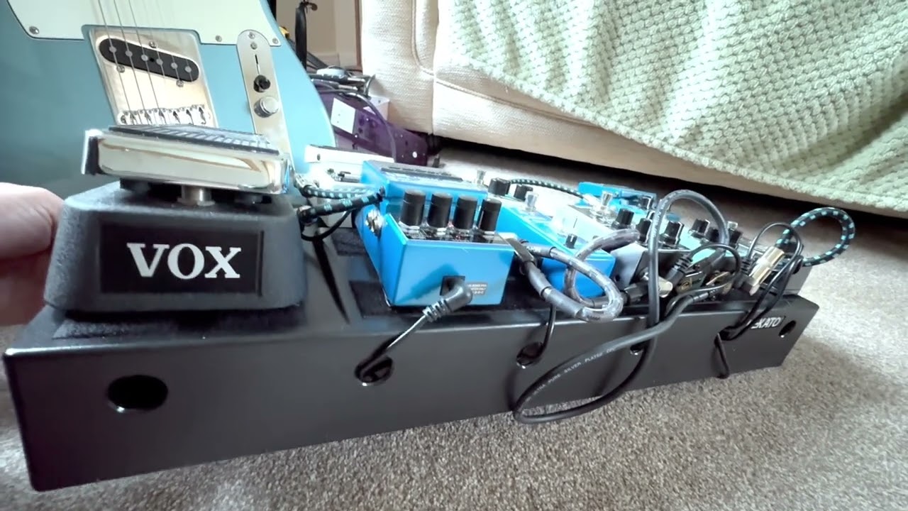 Lekato Pedal Board with Lekato PS 01 R Power Supply