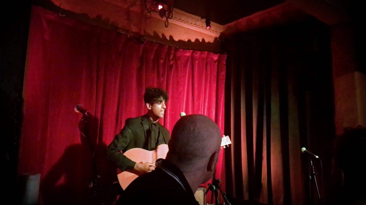 Melvin Performing at Ruby Sessions in Doyle's Bar.