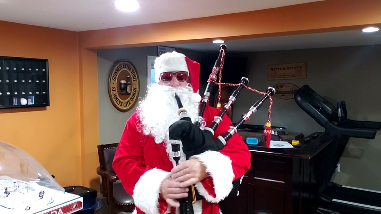 Drunk Santa plays happy birthday Bagpipes