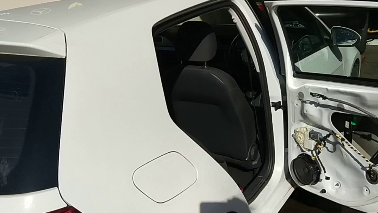 Утечка воды в задней правой двери Volkswagen Golf