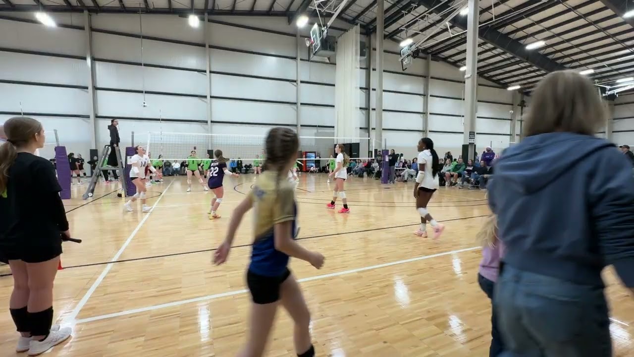 MAKO 16 v High School Rec Zoe M3S2