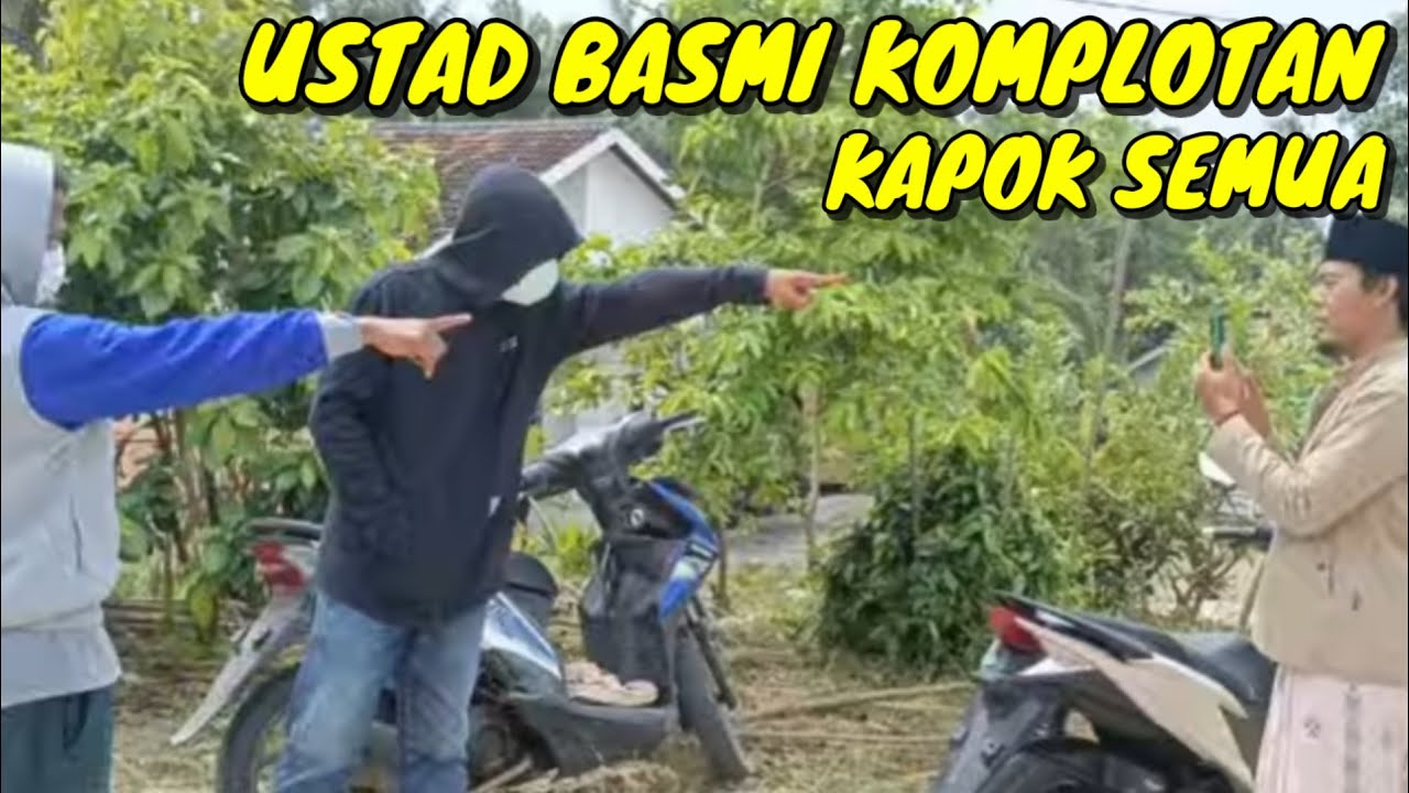 AKHIRNYA BEGAL BERKEDOK PENGAMAN DIHAJAR USTAD KORBAN PREMAN JALANAN. 