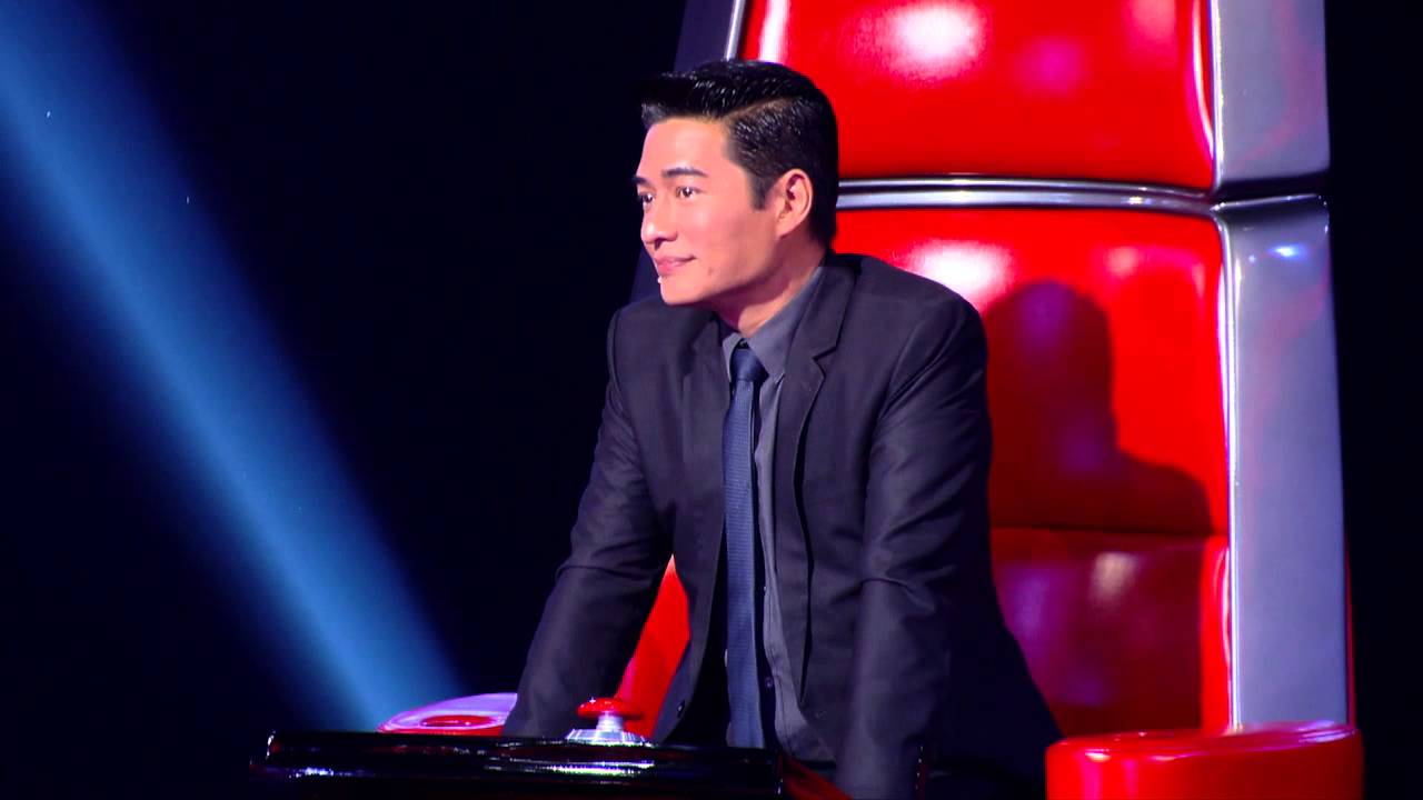The Voice Thailand - บอม VS นาถ - หนึ่งมิตรชิดใกล้ - 26 Oct 2014