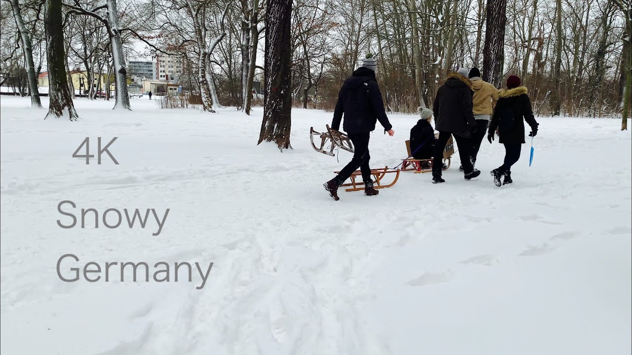 Snowy Germany 雪降るドイツ Wir wollen rodeln geh'n 