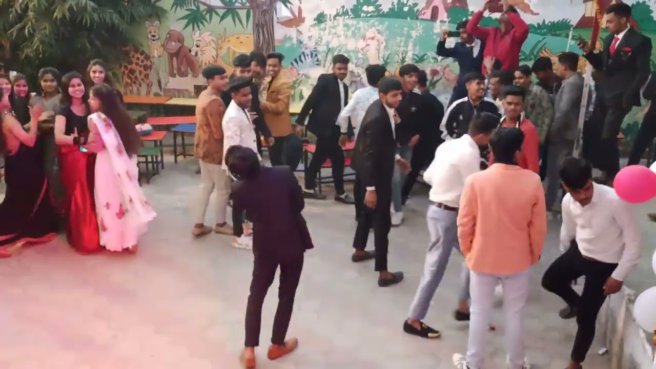 My school farewell party 🍺🍺🍻🥂🍾🍾🍺🍺🍻 Chetna Shiksha Mandir school main party