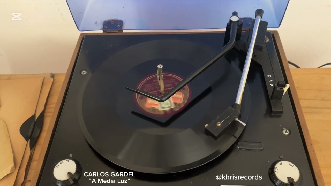 CARLOS GARDEL 