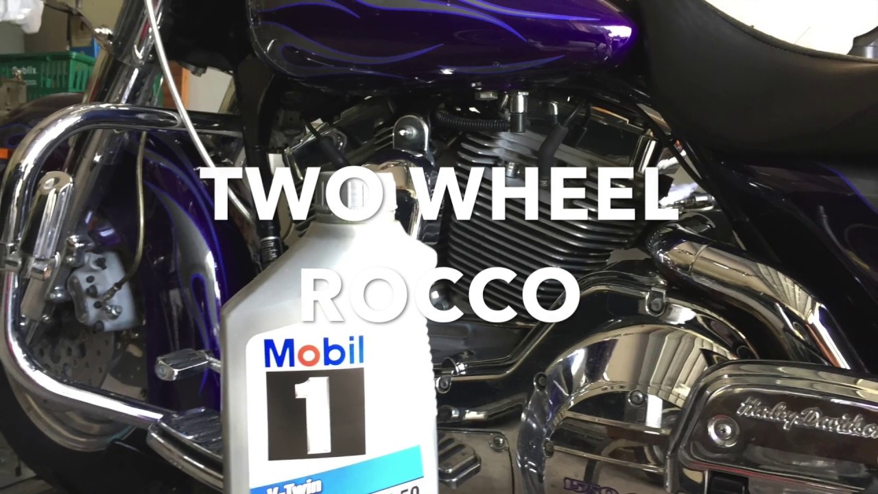 How to Harley Davidson Road King primary oil change
