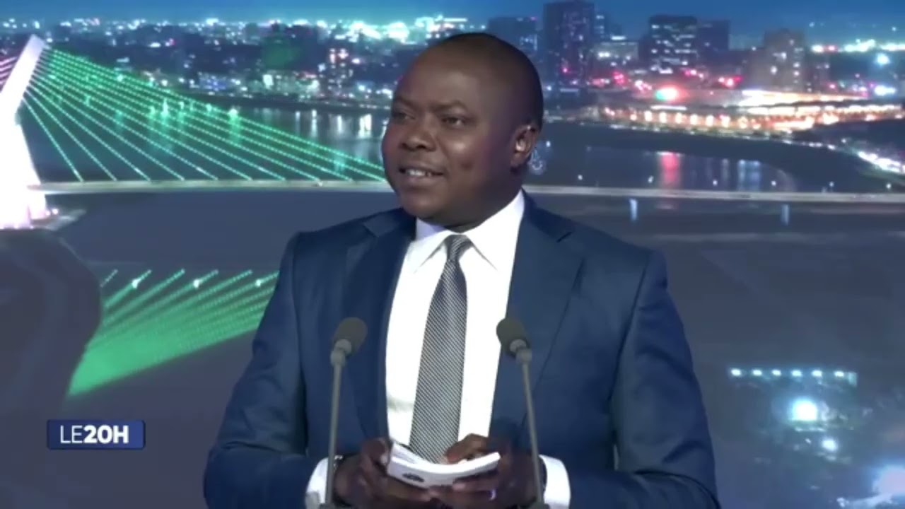 LA MINISTRE EUPHRASIE KOUASSI YAO PRESENTE SON ROMAN EKY OU LE SECRET DE LA RÉUSSITE