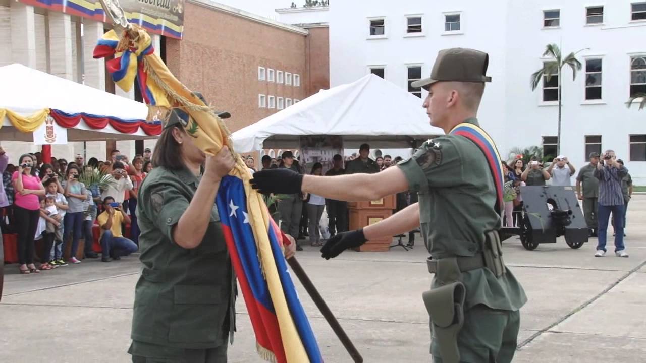 Bienvenida a la Academia Militar de la Salud y Reverencia ante la Bandera Nacional