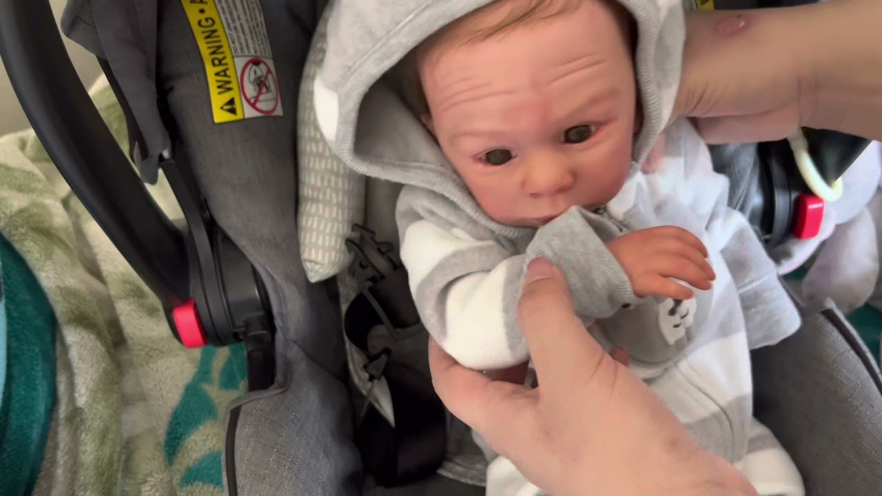 How Make your Reborn Doll look Real In a Car seat