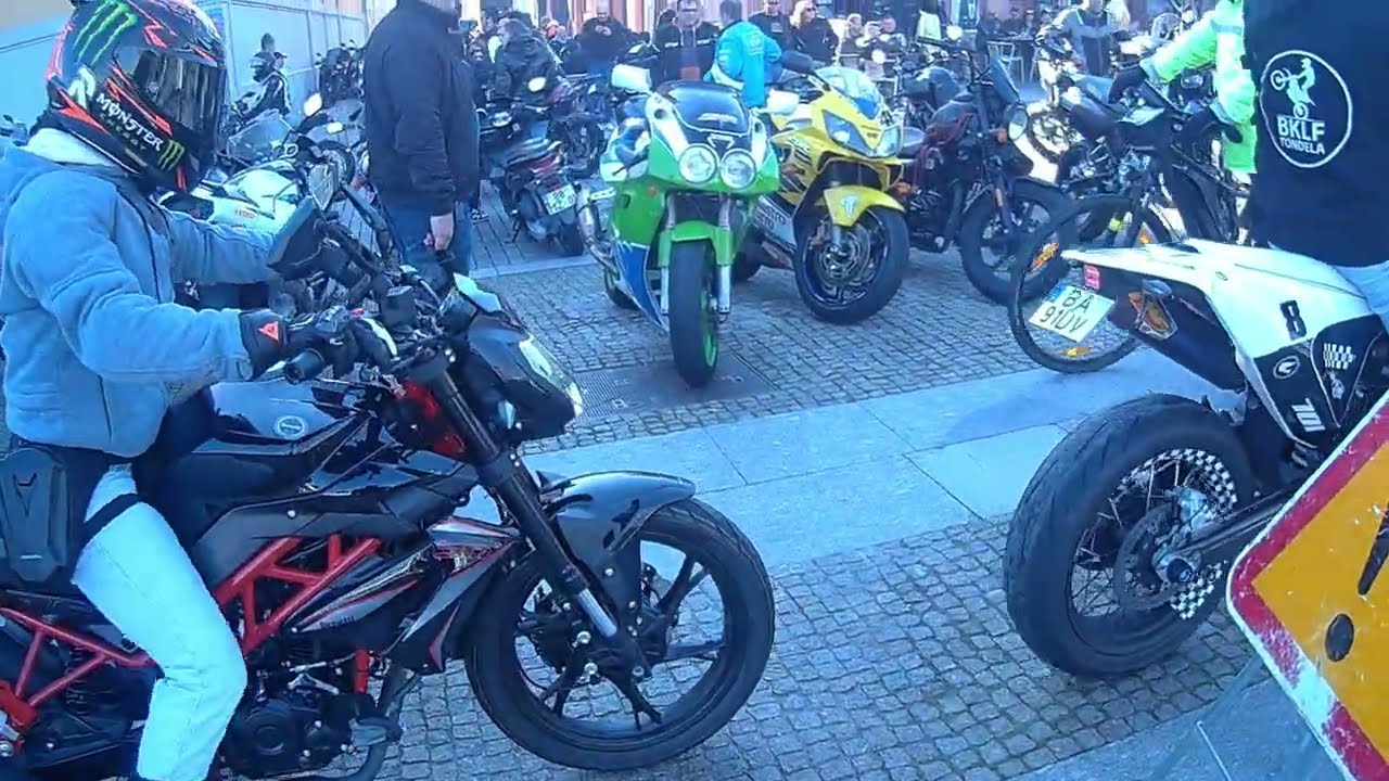 👉 Assim Está o Cais de Gaia ao Domingo 🔥🏍️ | Ambiente Motard de Perto