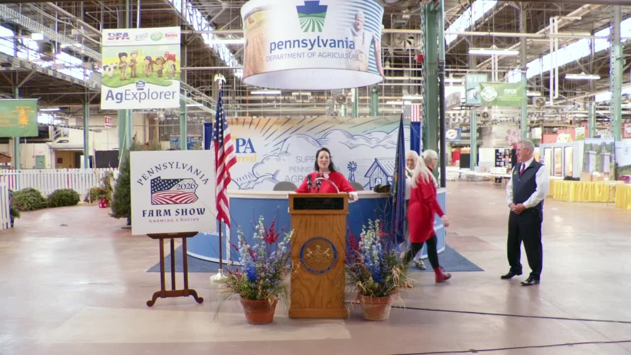 Farm Show butter sculpture recognizes semiquincentennial