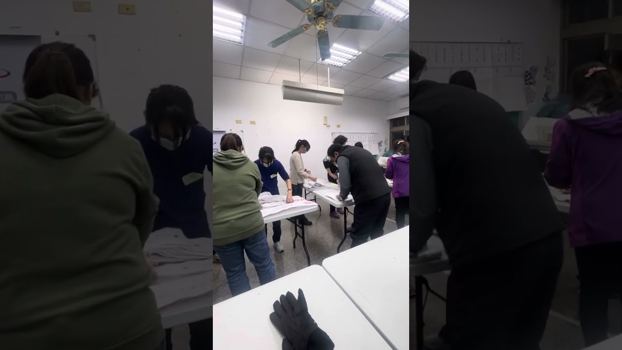 整理政黨票 - 桃園市大園區投票所0260 (和平市民活動中心) - 1.13.2024 總統大選