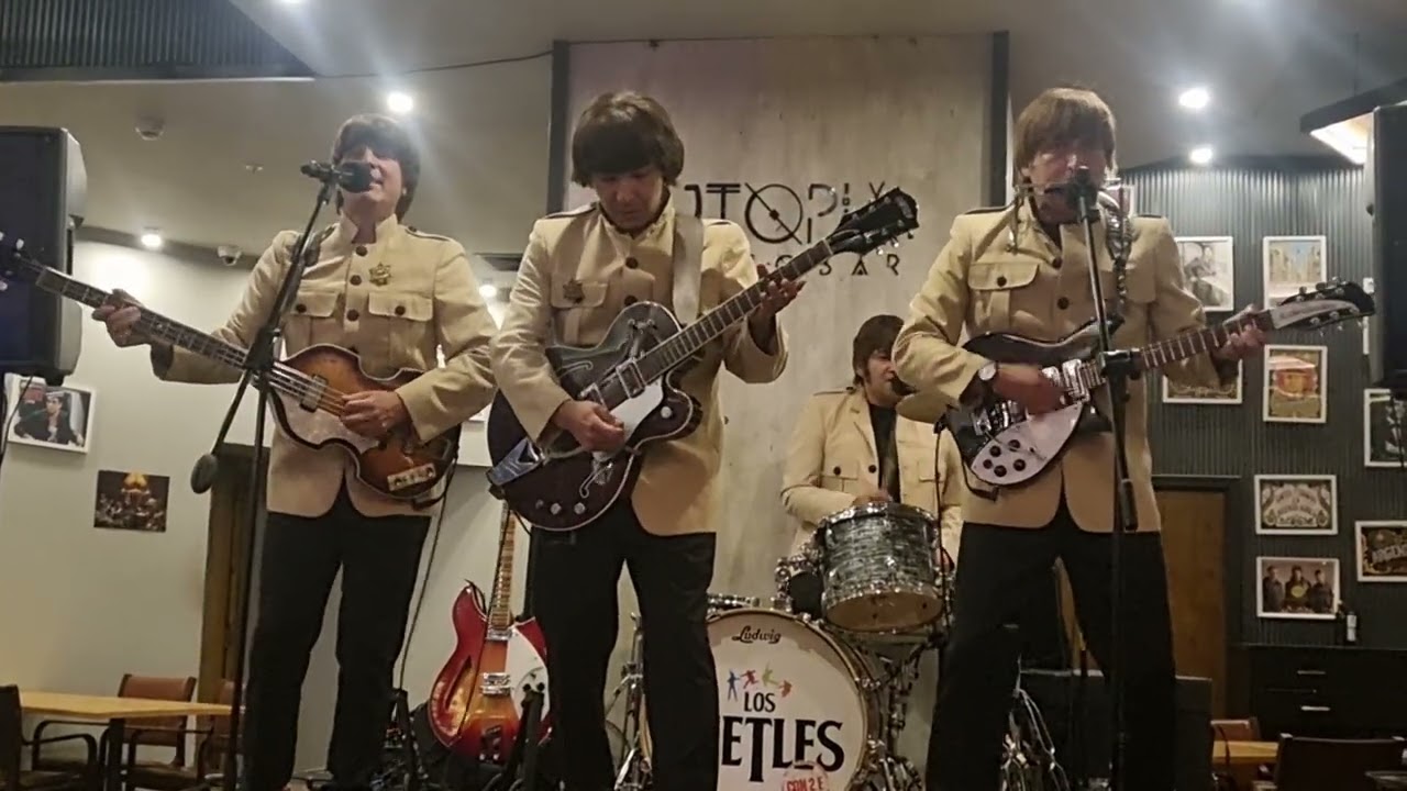 Los Beetles con 2E 