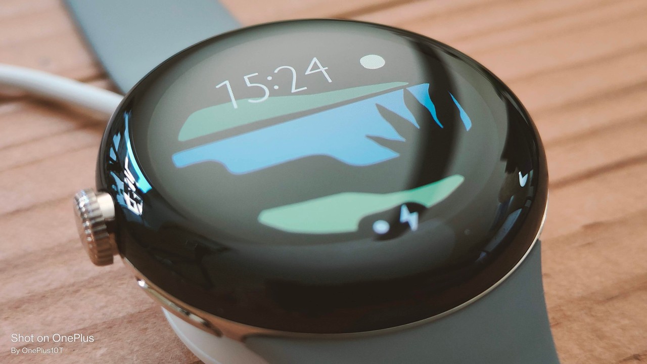 Google Pixel Watch 4 Unboxing Day and...
