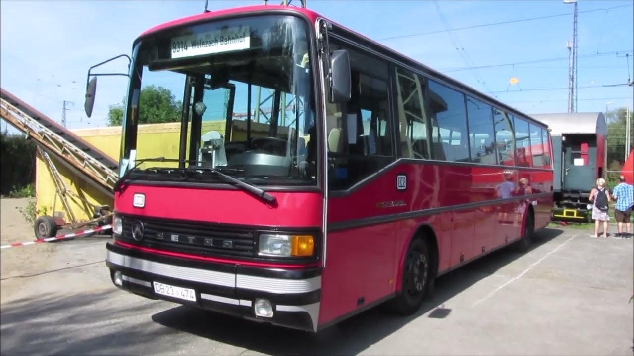 der Setra S215UL des Hallertauer Lokalbahnverein