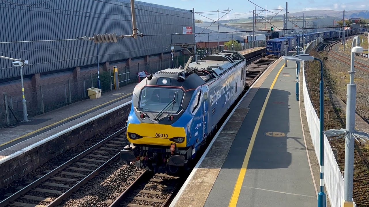 Trains at Penrith (North Lakes) Station - West Coast Main Line (25th April 2023)