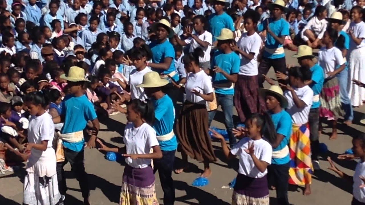 Inauguration à AKAMASOA (3)