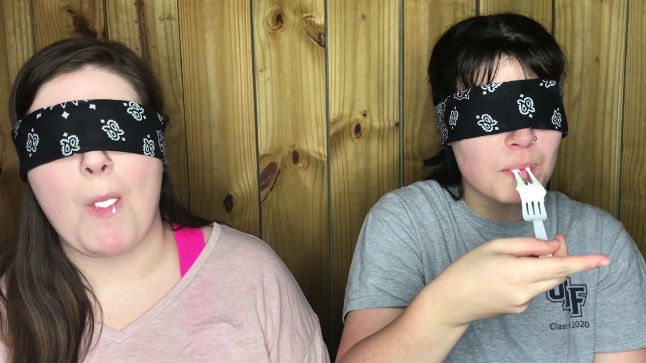 WHAT'S IN MY MOUTH CHALLENGE FT. MY SISTER