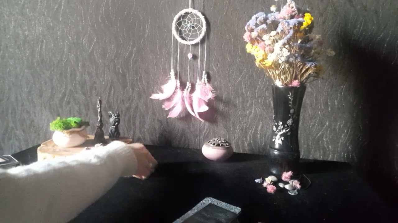 4 Короля: Чего Он Больше Всего Хочет от Вас? Его Самое Сильное Желание!..