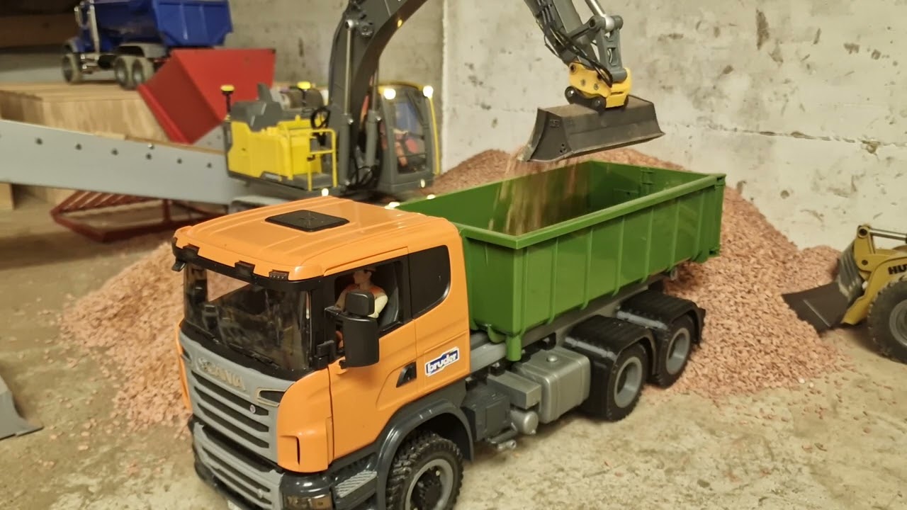 indoor mining  volvo ec160 e /bruder scania abroller