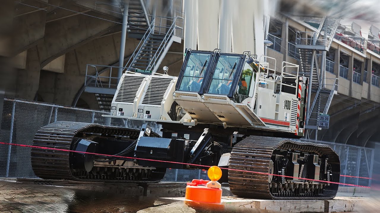 The Most Versatile Telescopic Crawler Crane