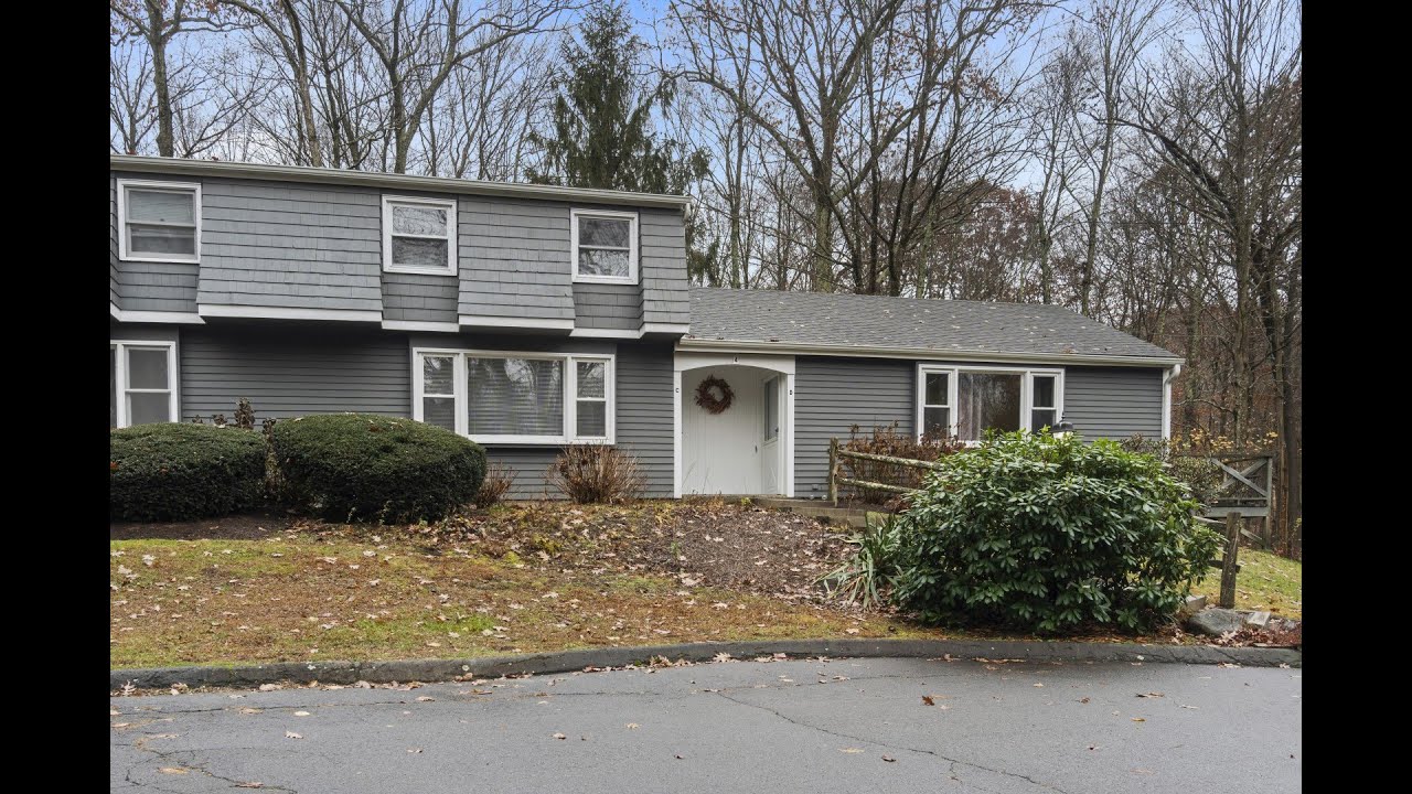 20 Comstock 4C Ivoryton, CT | ColdwellBankerHomes.com