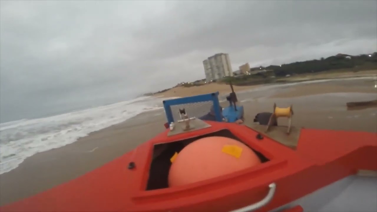 Surf launch from Warners Ski-Boat Club