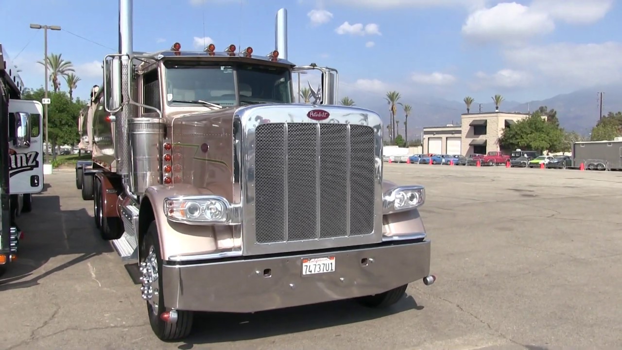 Bosch Trucking's Peterbilt 388 And Rogue Transfer-Dump Setup At Truckin' For Kids 2018