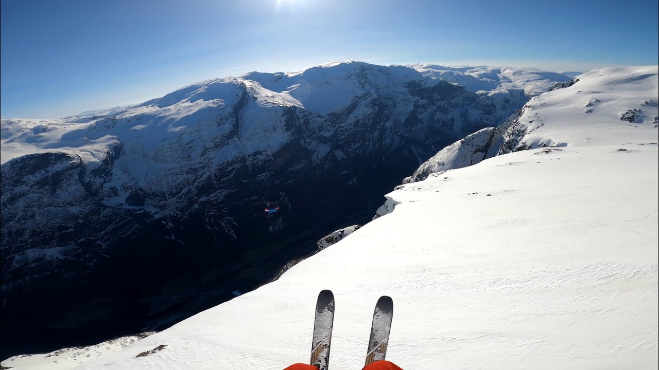 Weekend speedflying in Sogn, Norway - March 2022