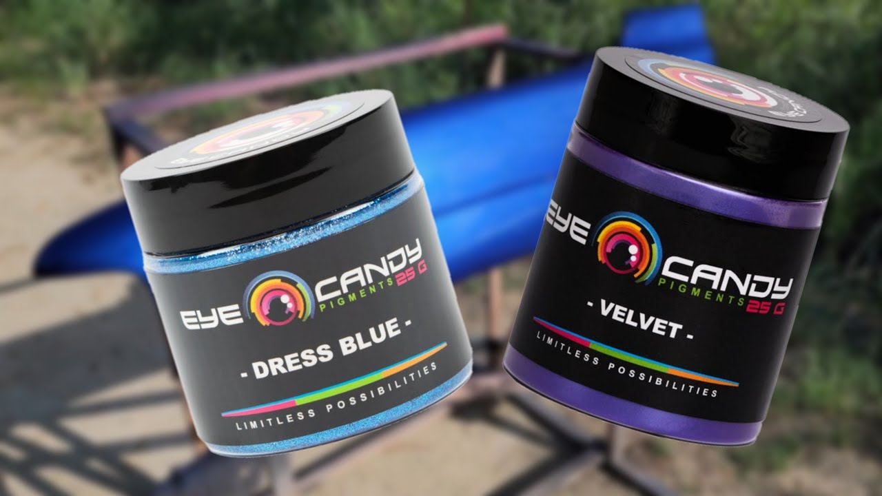 Давайте распылим: перламутр «VELVET» и хлопья «DRESS BLUE»