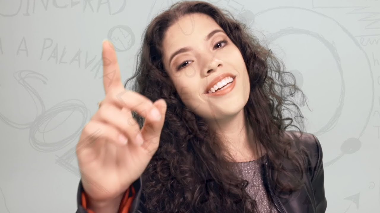 Júlia Ribeiro - Teorias (Videoclipe Oficial)