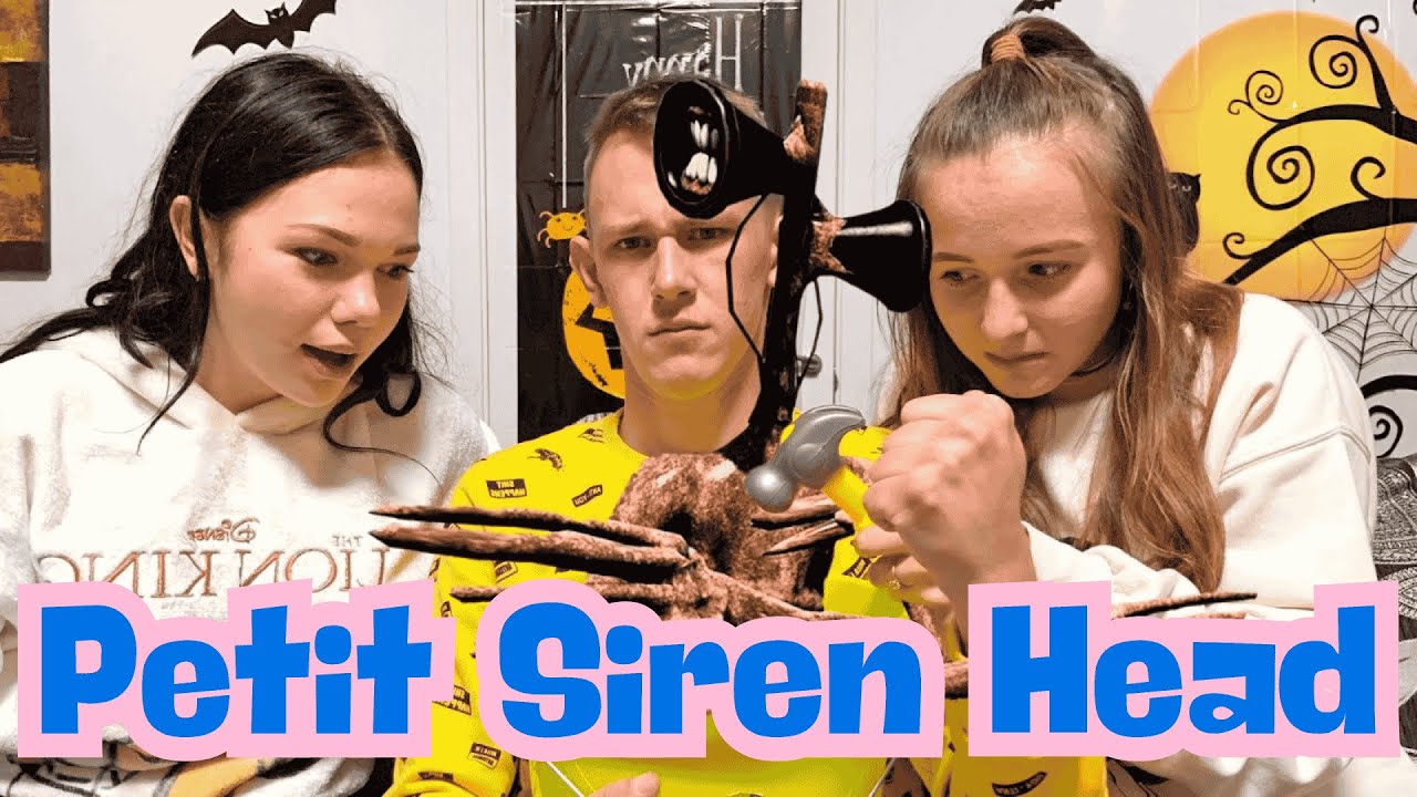 SIREN HEAD ! Nous avons fait éclore un petit Siren Head à partir d'un œuf | Caramelkins FR