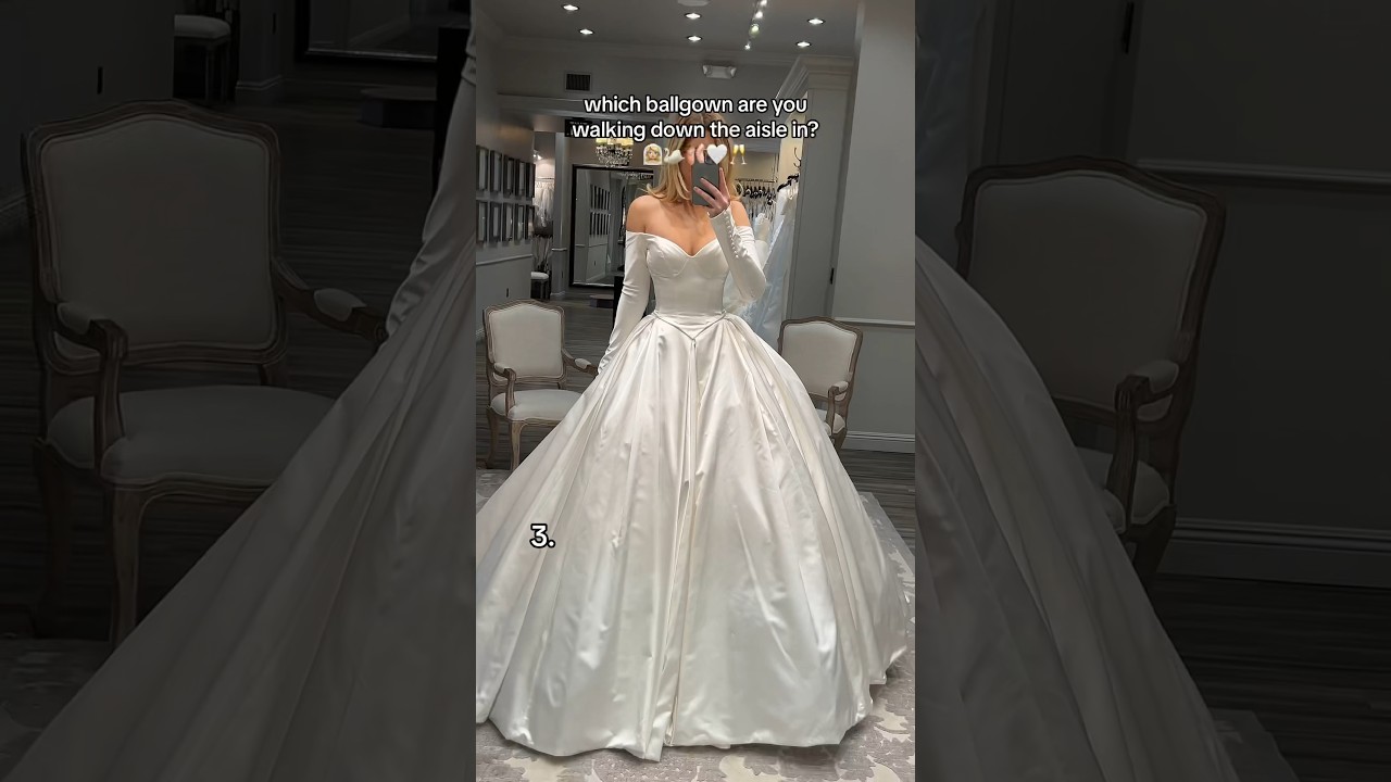 Choose your ballgown wedding dress👰🏼&zwj;♀️🦢🩰🤍🥂