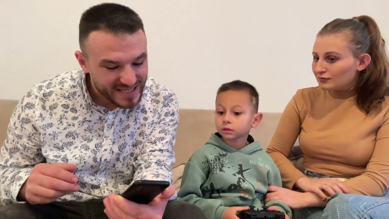 Loni e Coni dojne me shku te mixha haqif ngjermani -komedi-